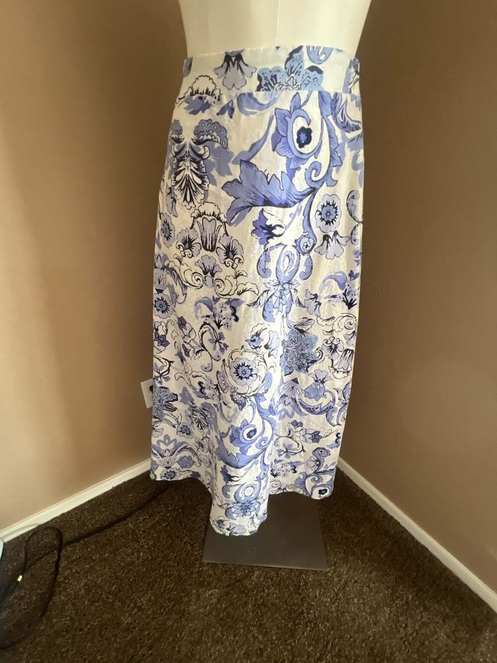 Rachel Zoe Blue and White Floral Linen-Rayon Elastic Waist Midi Skirt